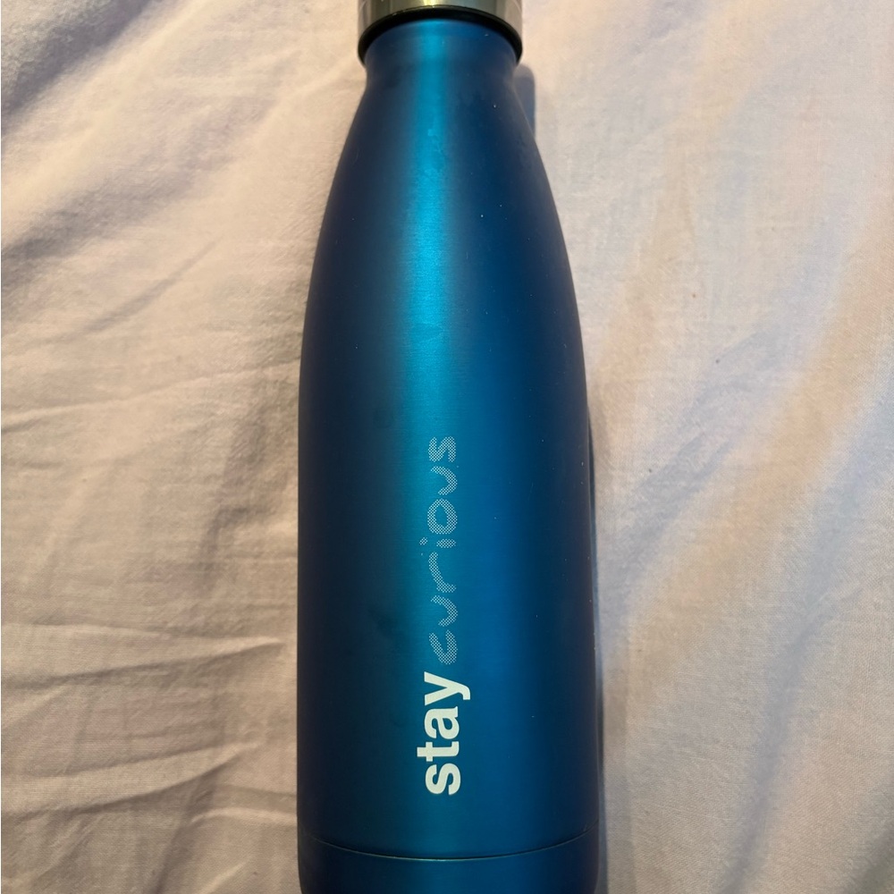 BNIB Blue Insulated Water Bottle